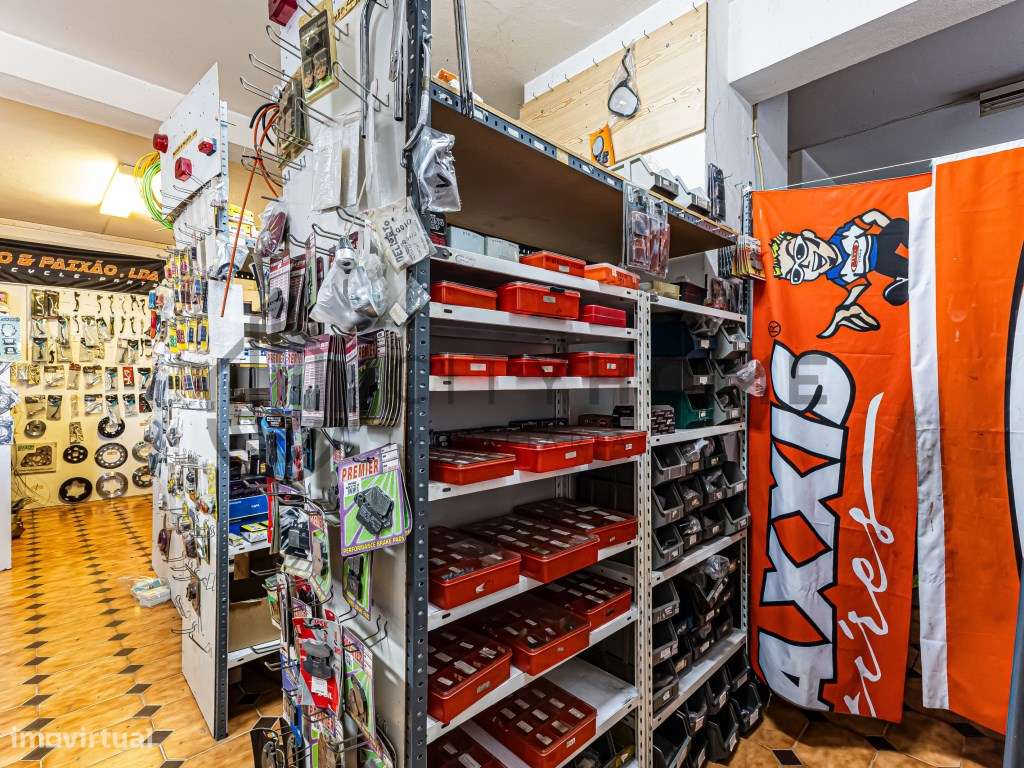 Espaço Comercial no centro de Lagoa-12