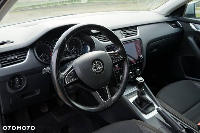 Skoda Octavia 1.6 TDI Ambition - 11