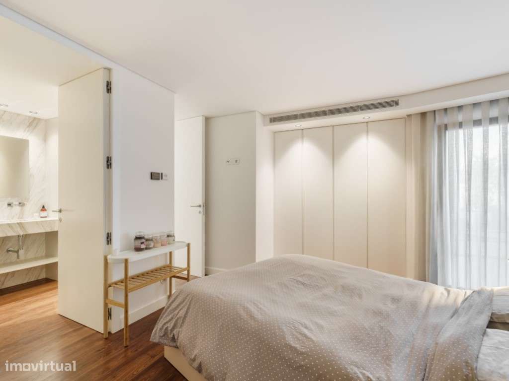 Apartamento T3 de luxo no Centro Histórico de Braga-50