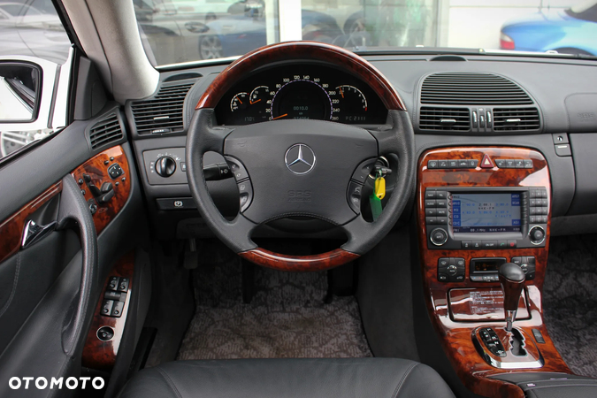 Mercedes-Benz CL 500 - 16