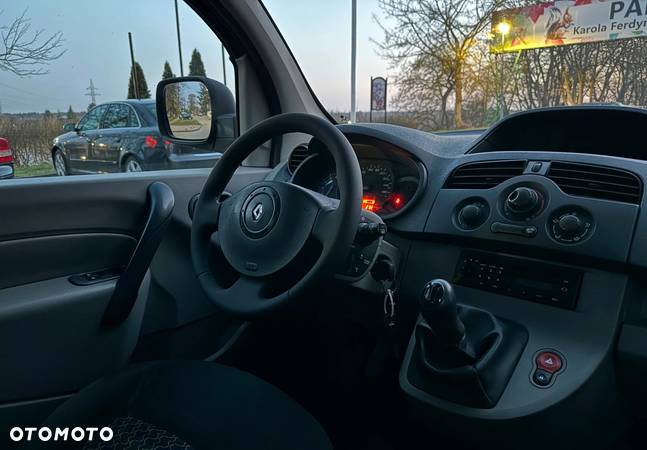 Renault Kangoo 1.6 8V Helios - 22