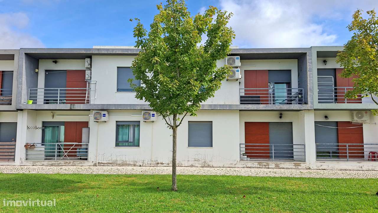 Apartamento T2 com 95m2 na Quinta Anjo-12