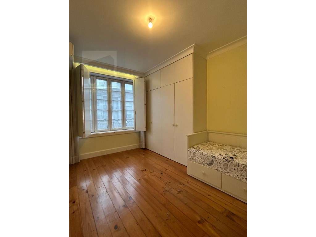 Moradia Geminada V5 p/ Venda em Guimarães-18