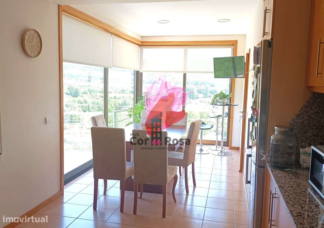 Moradia Geminada tipo T3 – Fareja-11