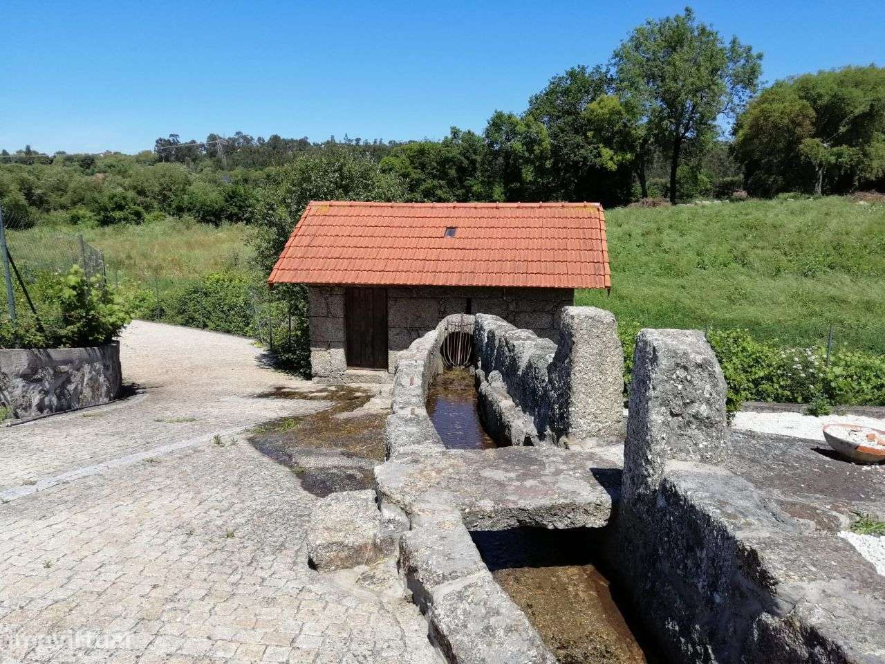 Moradia com Piscina e Campo de Ténis-34