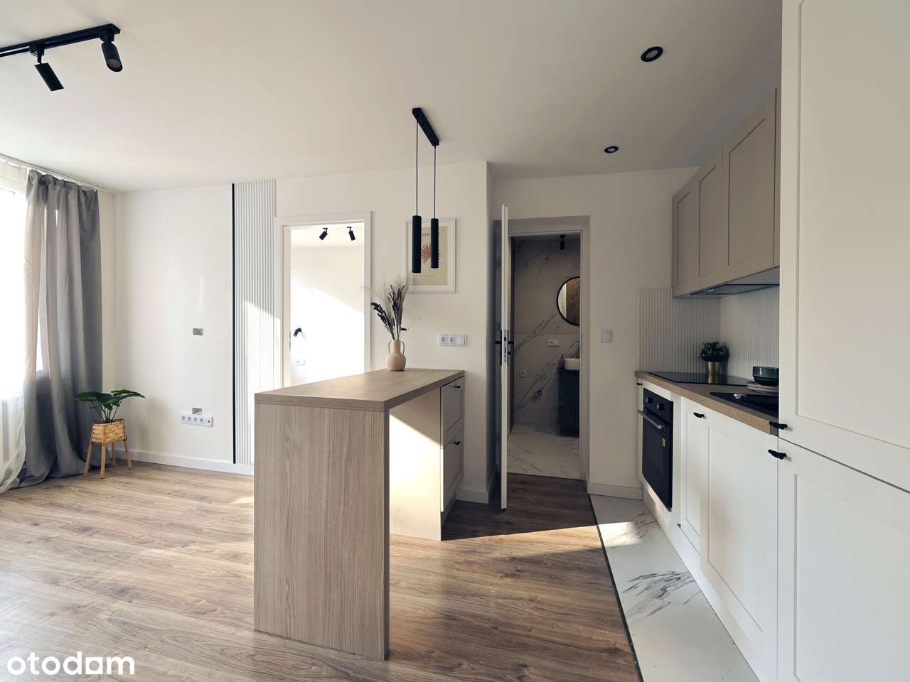 Blisko Katowic I 2 pokoje po remoncie I Bezpośrednio-0