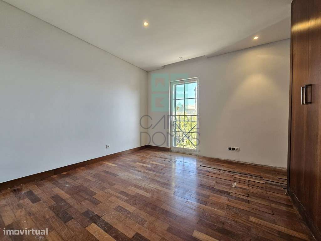 Moradia V4 em Bicesse, Alcabideche-19