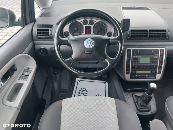 Volkswagen Sharan 1.8 5V Turbo Highline - 15