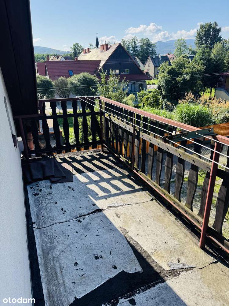 Do sprzedania dom z dużym potencjałem-8