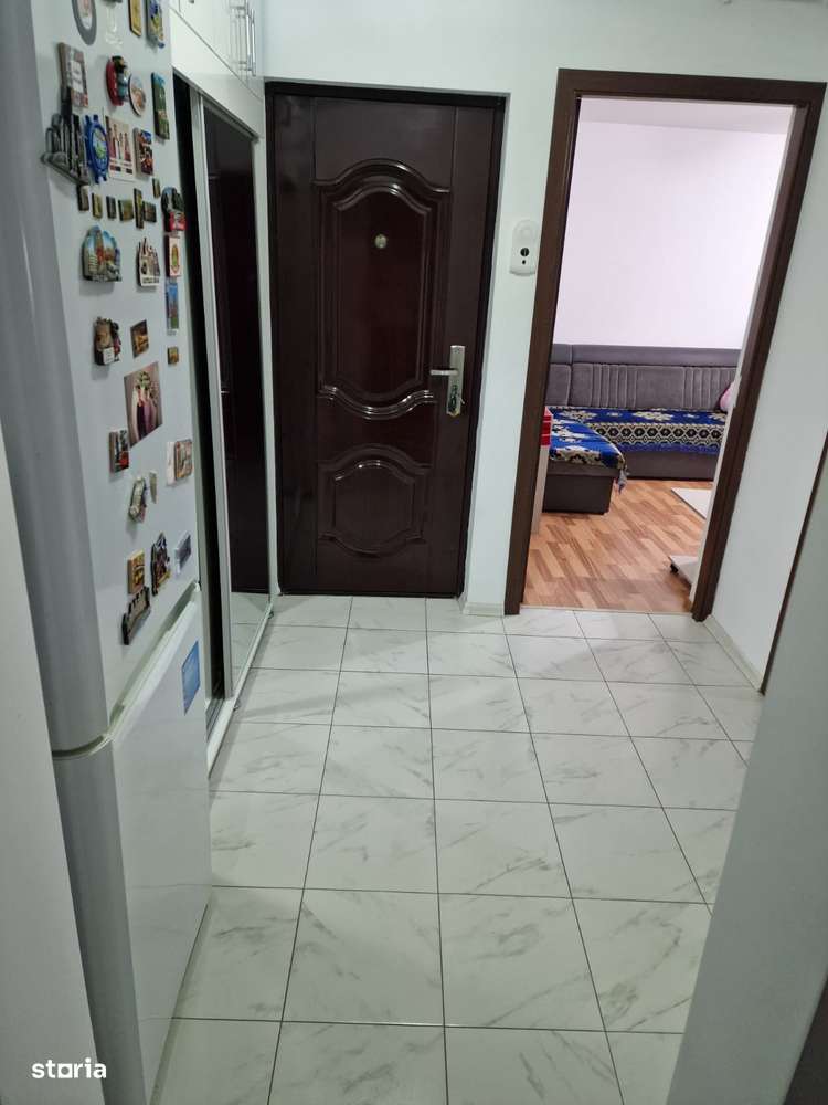 Apartament Brosteni ! - Imagine principală: 4/13