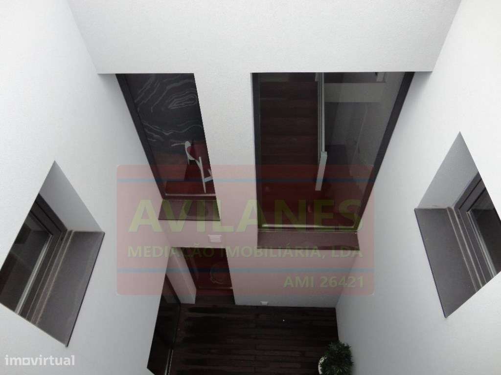 MOR C/ PISCINA - LOBÃO-9