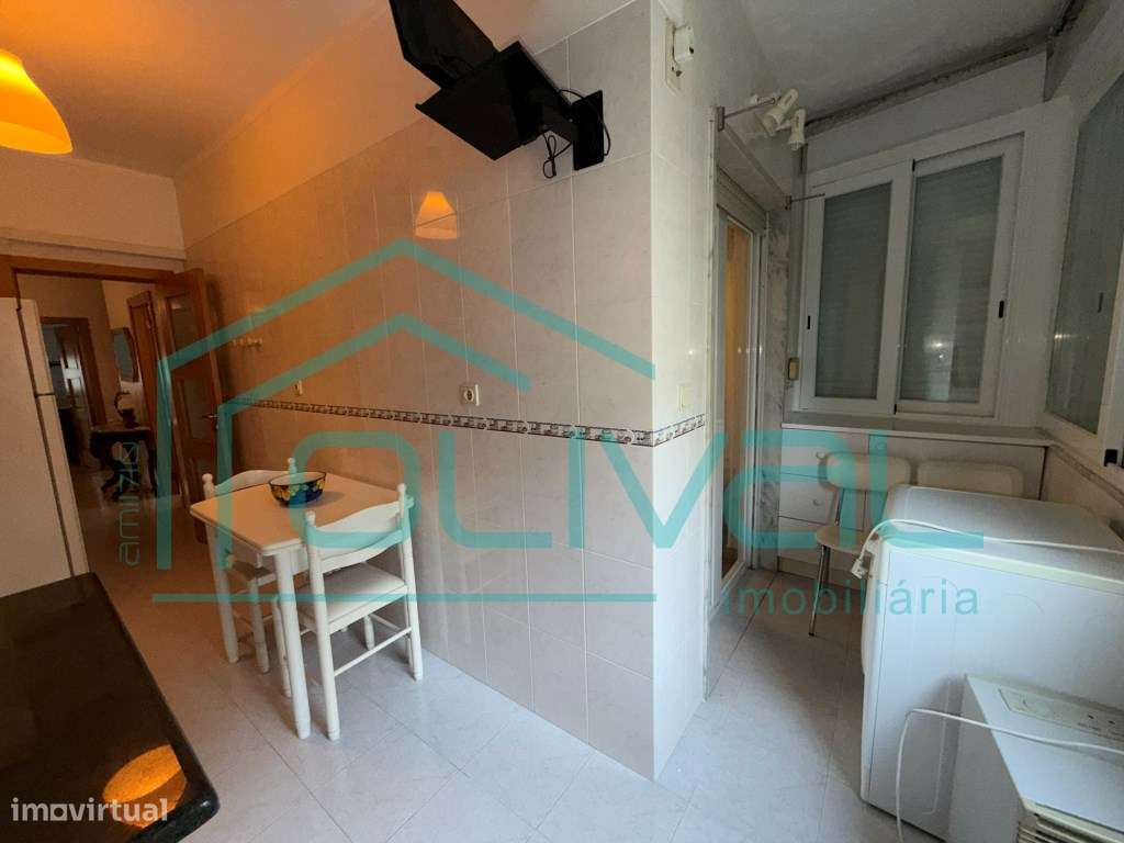 Vende-se Apartamento T2 Centro de Alverca ***MOBILIDADO****** - Grande imagem: 4/19