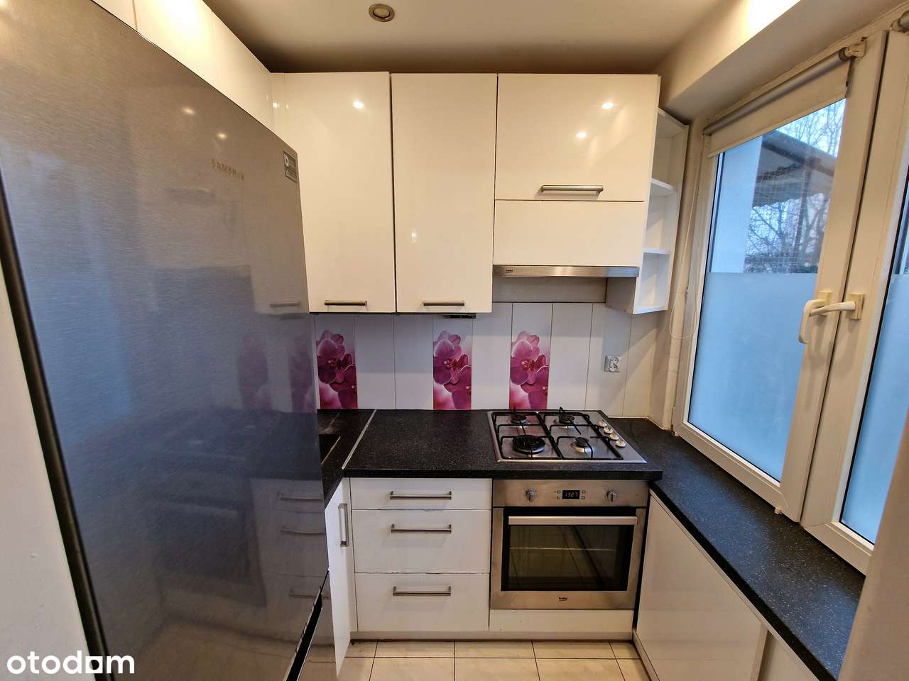 Dziesiąta* 2 pokoje 32m2 pietro 4z4 ul.Herberta 18 - Pełny obrazek: 4/6