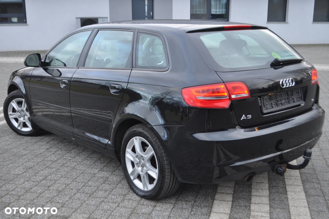 Audi A3 1.6 Attraction - 32