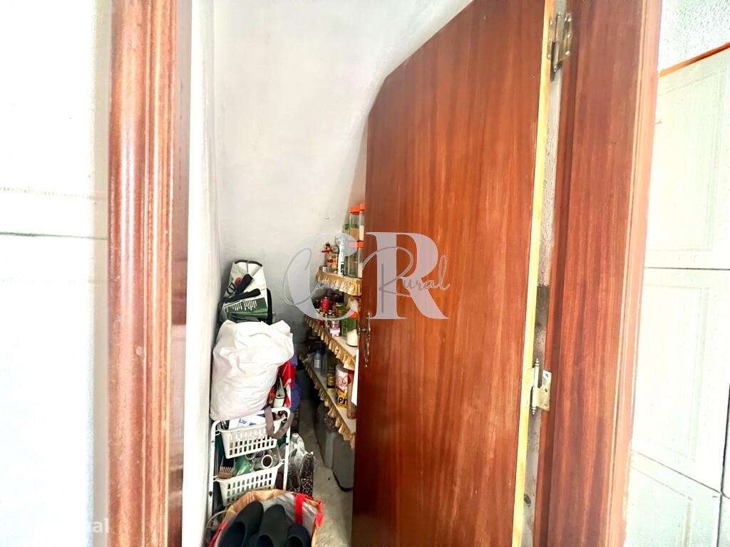 Excelente moradia térrea e independente com jardim em Arega - Figueiró-38