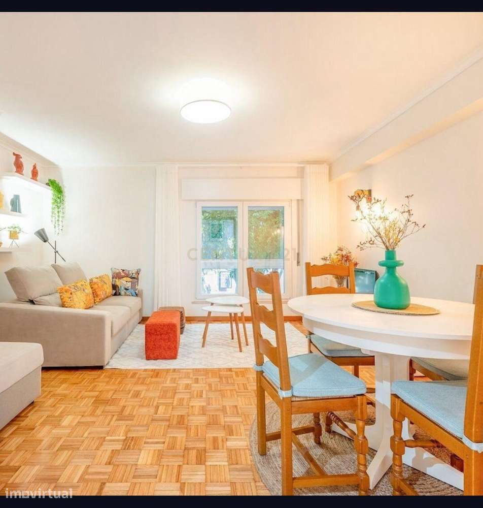 Apartamento Luminoso em Localização Privilegiada - Grande imagem: 5/22