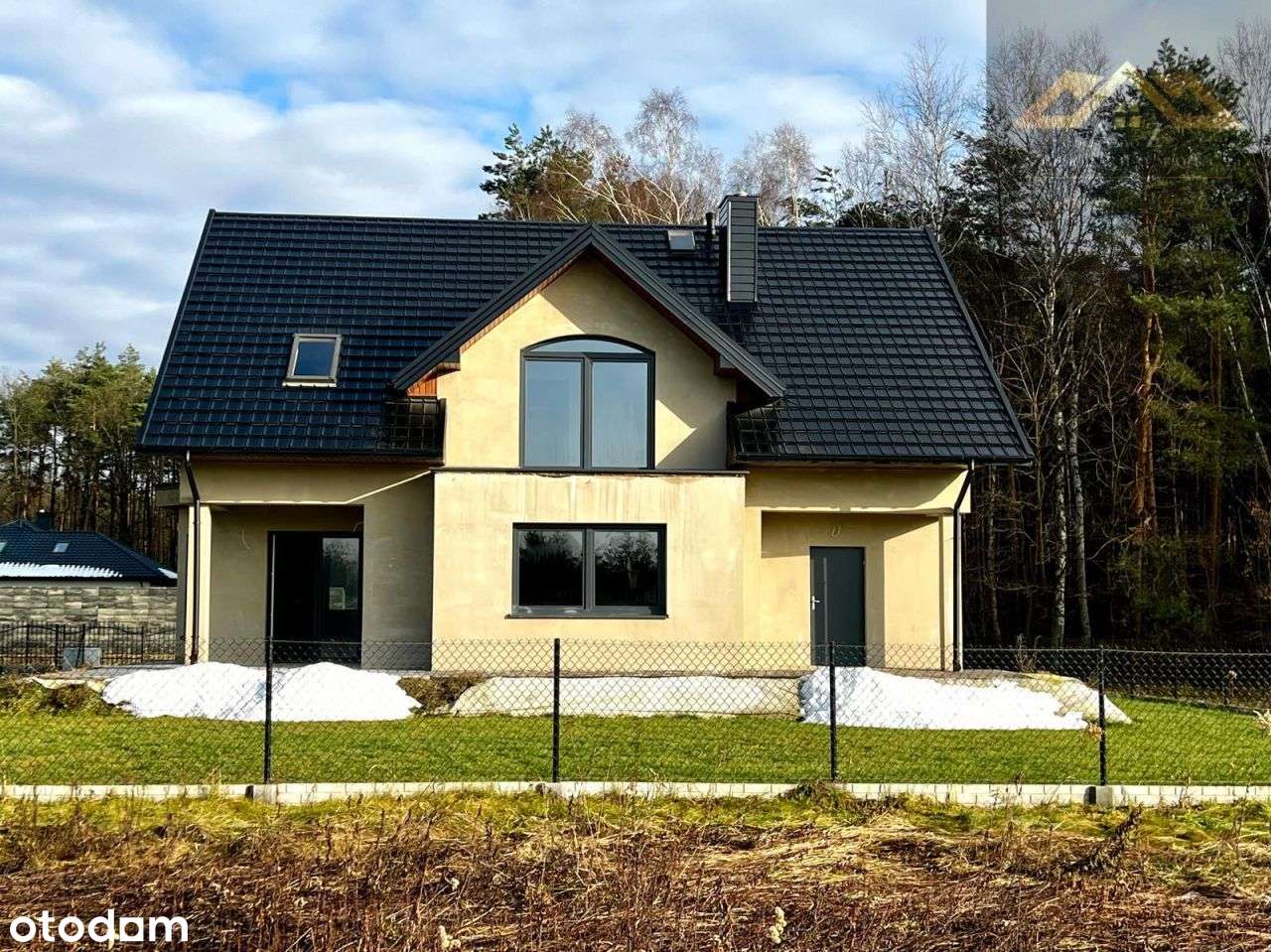 Nowy dom przy lesie