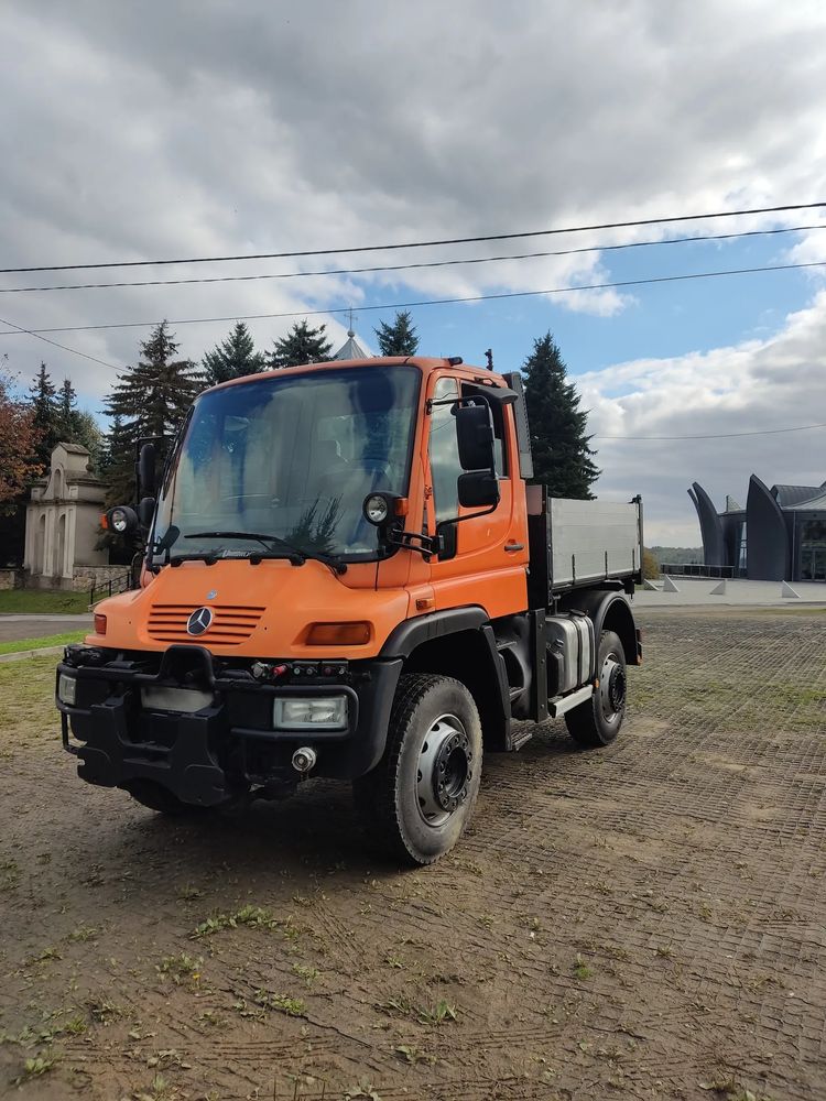Mercedes-Benz Unimog 2008