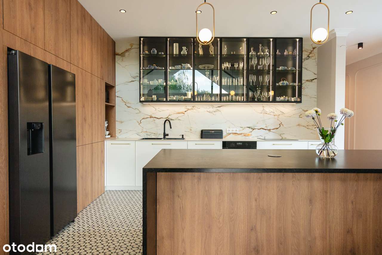 Dom z basenem blisko Konstancina – luksus i natura - Pełny obrazek: 4/20