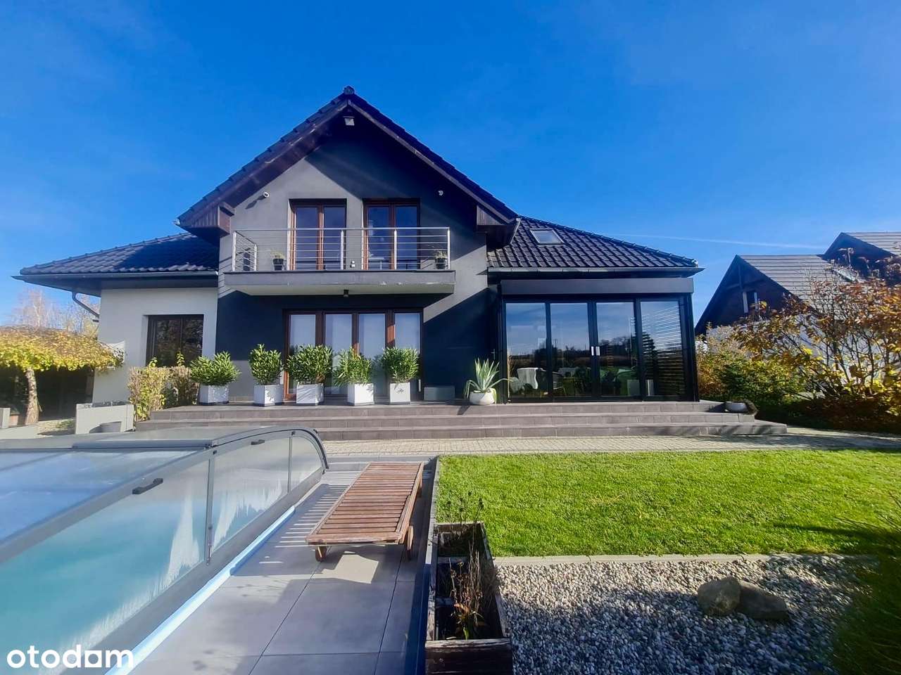 Dom z basenem i sauną - zakup bez prowizji!-0