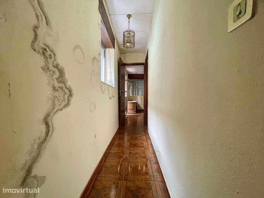 Moradia térrea T2 com logradouro e terraço a 170 metros do mar-12