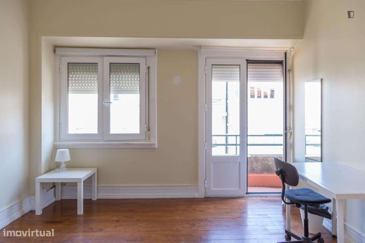 Quarto - localizado em Entrecampos Lisbon - Grande imagem: 5/8
