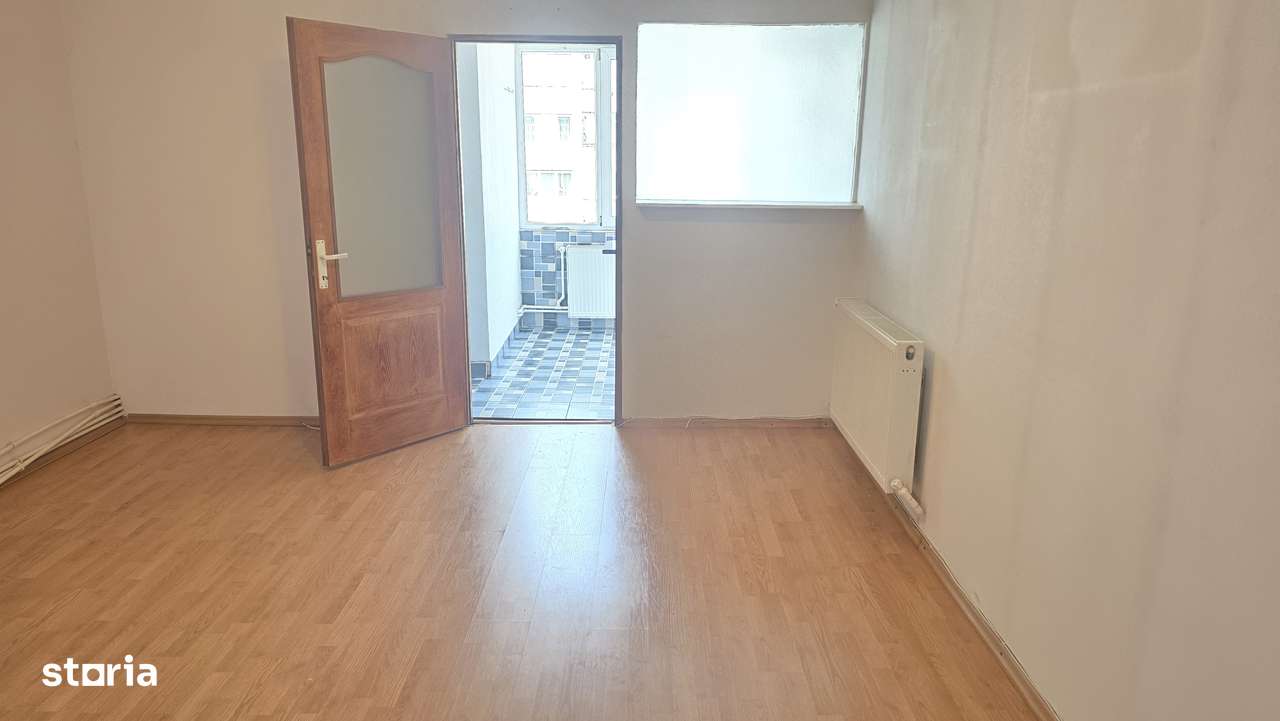 Vand garsoniera in Deva, zona I. Maniu, suprafata utila 31 mp, - Imagine principală: 1/16