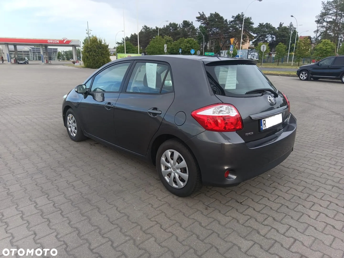 Toyota Auris 1.4 D-4D - 5