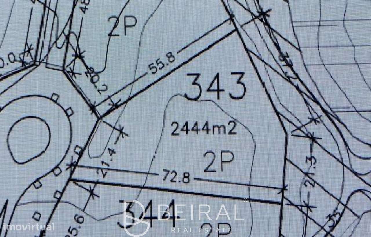 TERRENO DE PRESTÍGIO FRENTE AO LAGO NO GOLF DE SANTO ESTÊVÃO-5