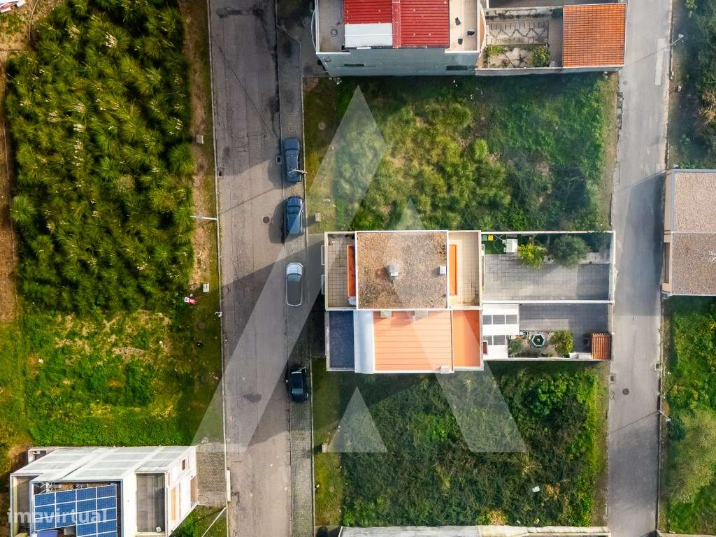 Lote para Construção de Moradia em Banda - Pedroso-7