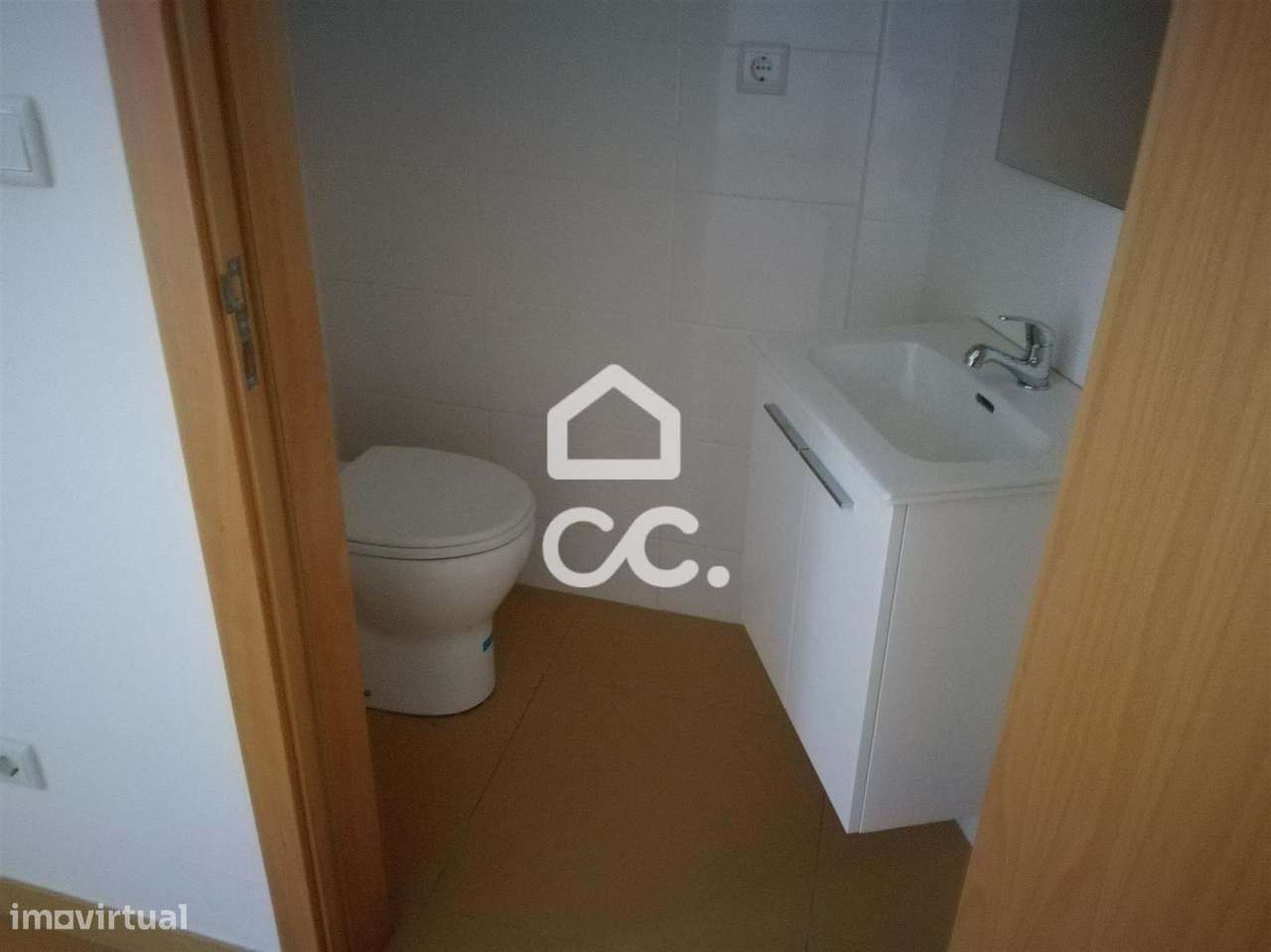 Espaço Comercial com área 46,60 m2 no centro da cidade de Chaves - Grande imagem: 4/13