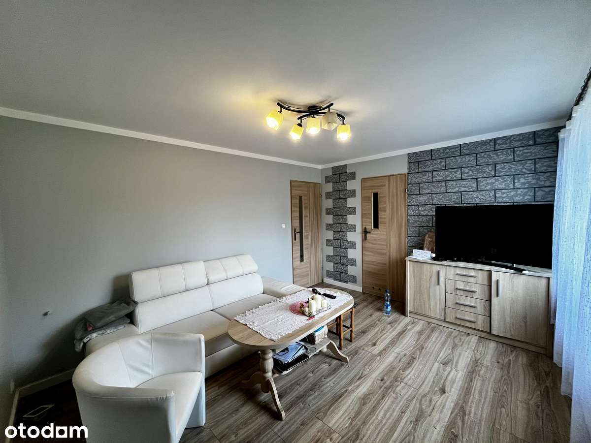 Duże mieszkanie 5 pokoi komórka garaż i ogródek altanka-3