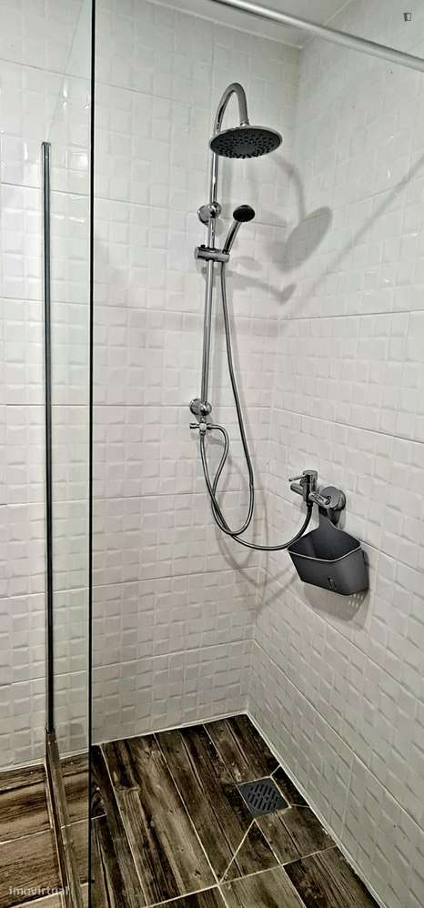 Apartamento com 1 quartos - localizado em Faro - Grande imagem: 5/6