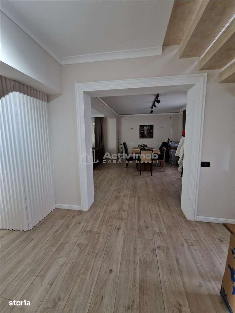 Casa P+E+M, eleganta, pretabila - clinica, gradinita, locuinta - zona - Imagine principală: 3/10