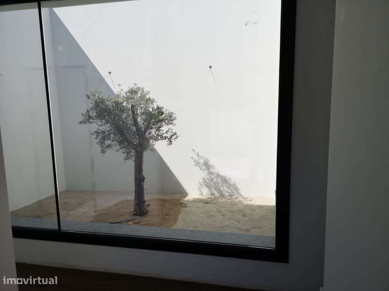 Moradia V4! Térrea! - Grande imagem: 4/19