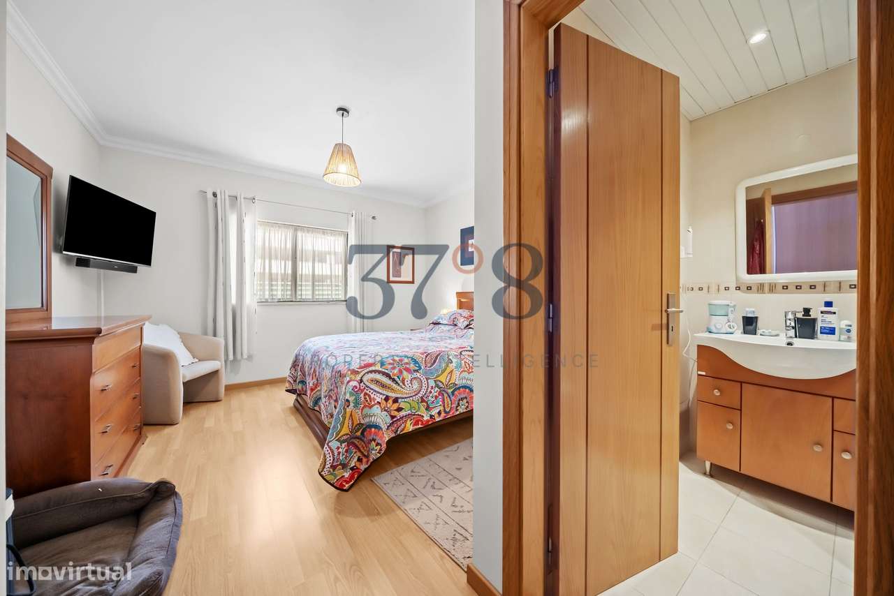 Tavira: Apartamento Espaçoso de 3 Quartos Perto do Centro Histórico —-12