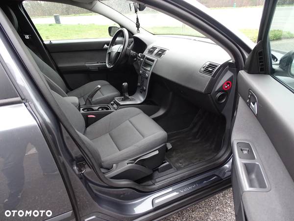 Volvo V50 1.6D Kinetic - 22