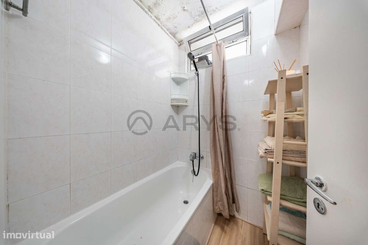 Apartamento T3 em Ramalde-23