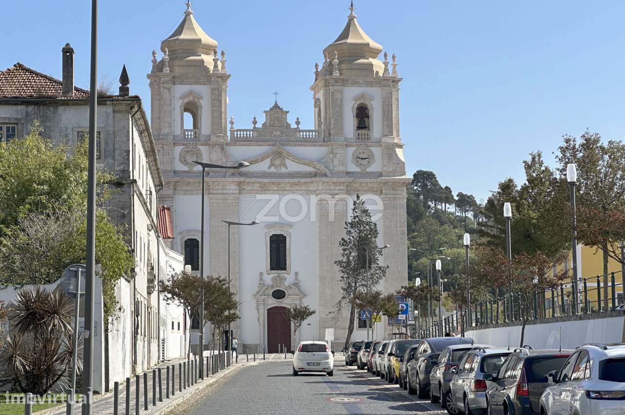 Apartamento T2 Leiria-17