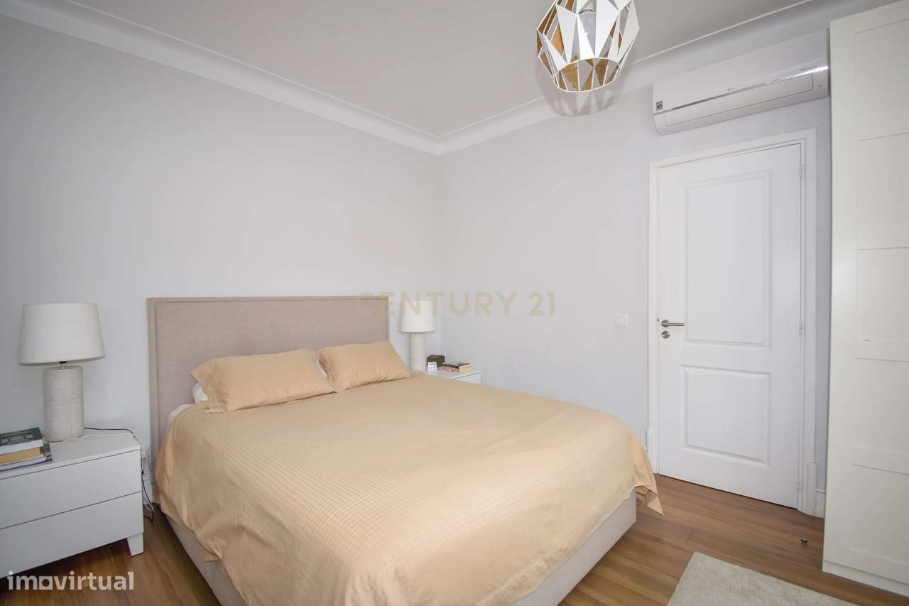 T3 Renovado | Luminosidade Natural | Localização Premium na Alameda /-3