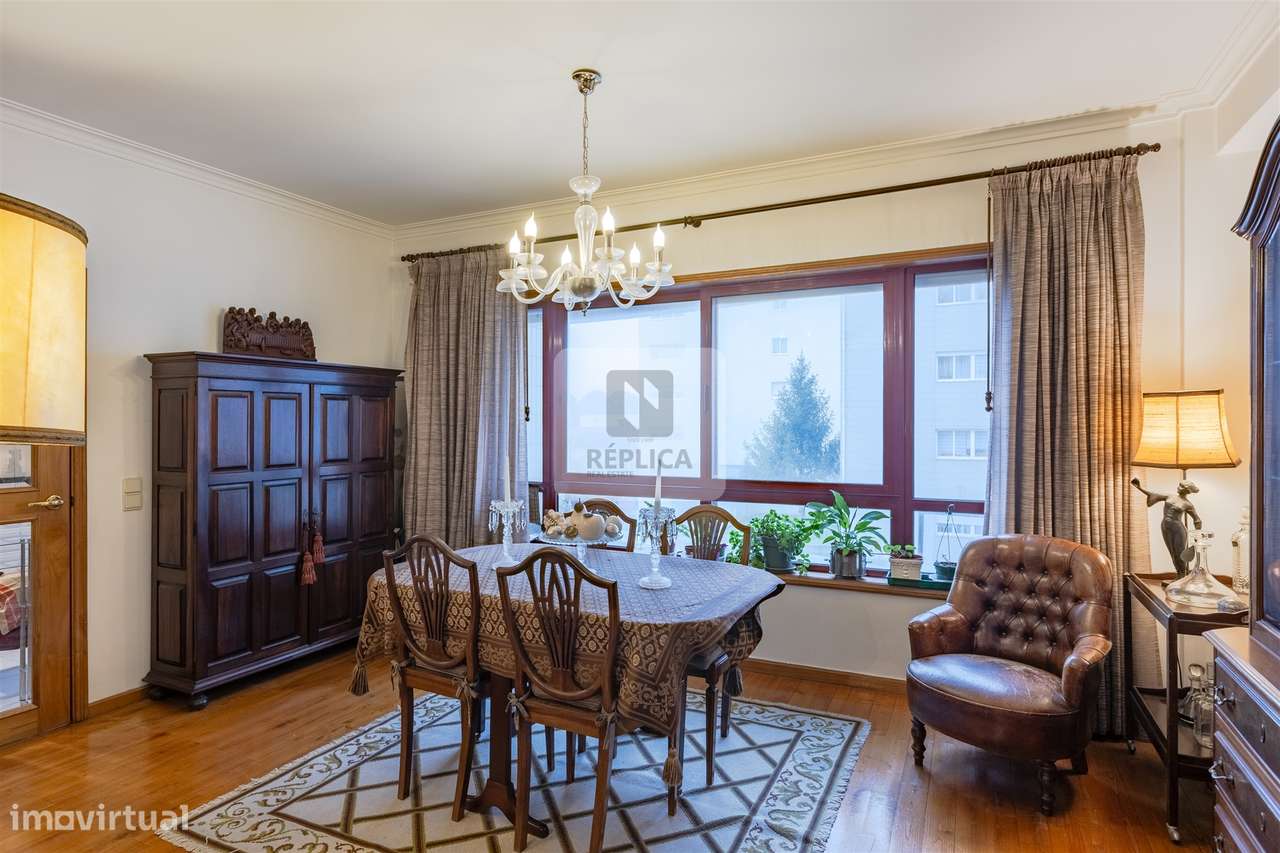 Apartamento T4 Com áreas generosas em Vilar do Paraíso-7