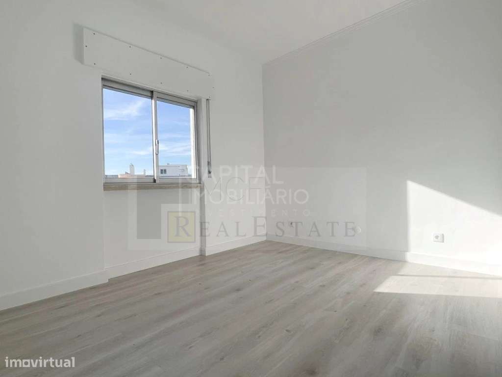 Apartamento T3 totalmente renovado em Setúbal-14
