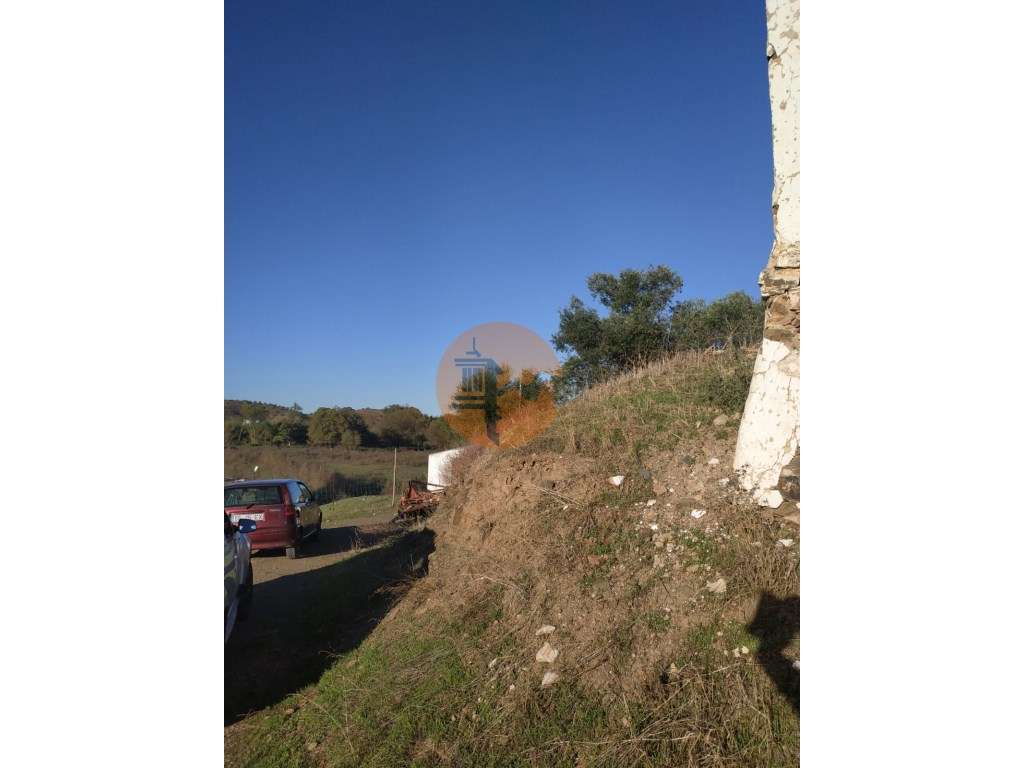 TERRENO COM RUINA - 4.960 M2 - COM NORA - ÁGUA DA BARRAGEM NA JUNQU...-35