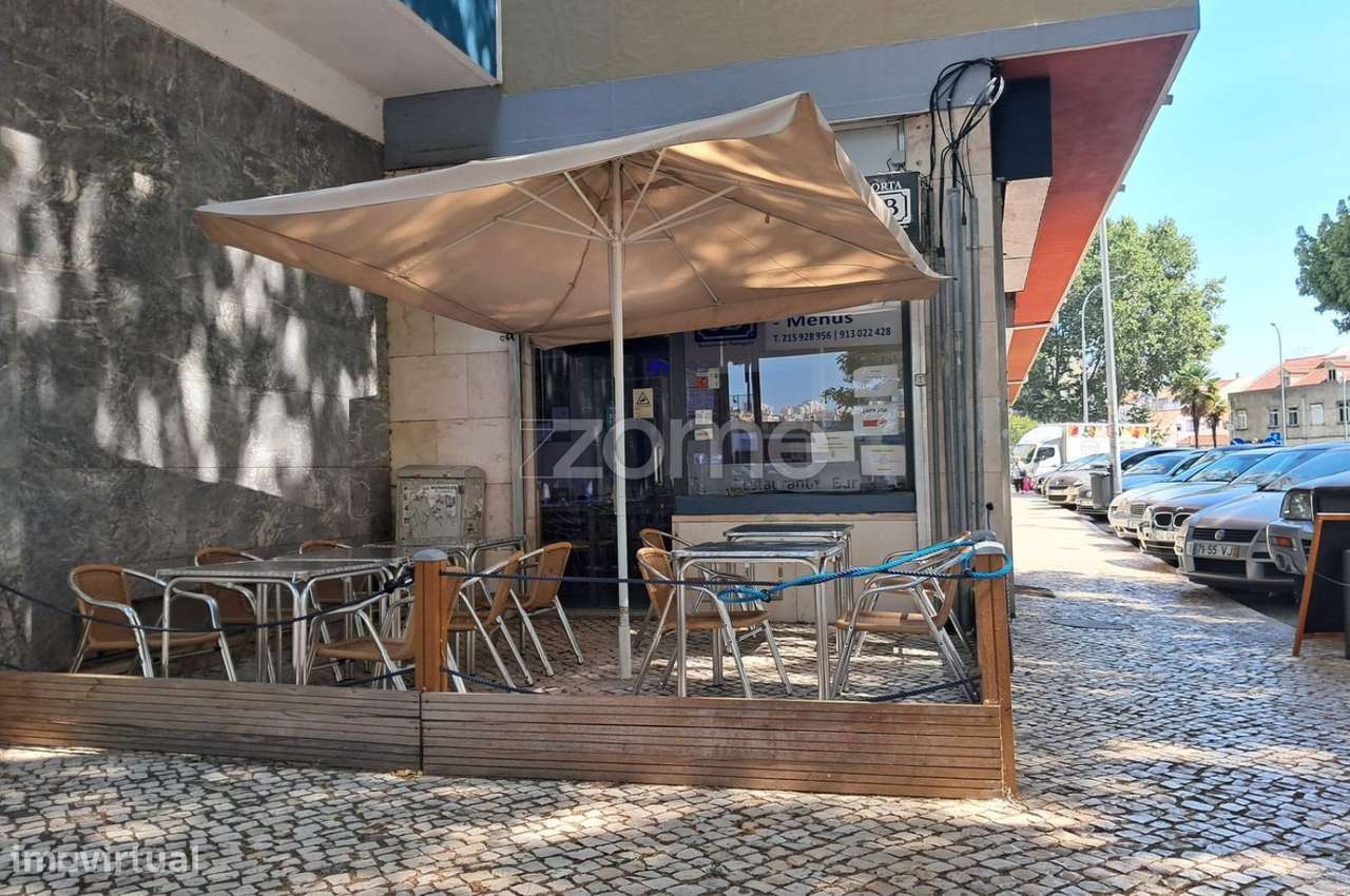 Oportunidade Única na Venda Nova — Restaurante Pronto a Faturar! - Grande imagem: 2/11