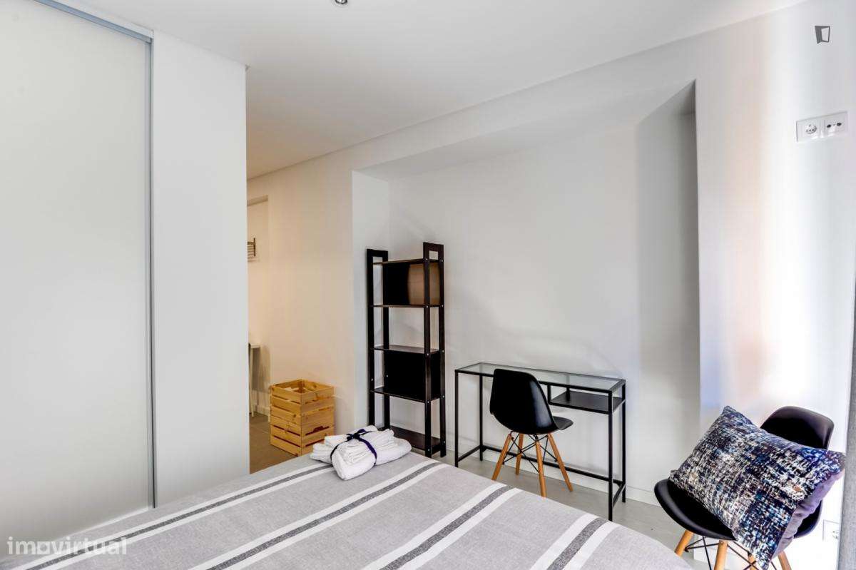 Estúdio - localizado em Baixa Coimbra - Grande imagem: 3/9