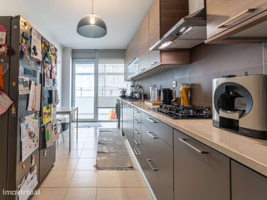 Apartamento T3 no Centro Histórico de Alcobaça-12