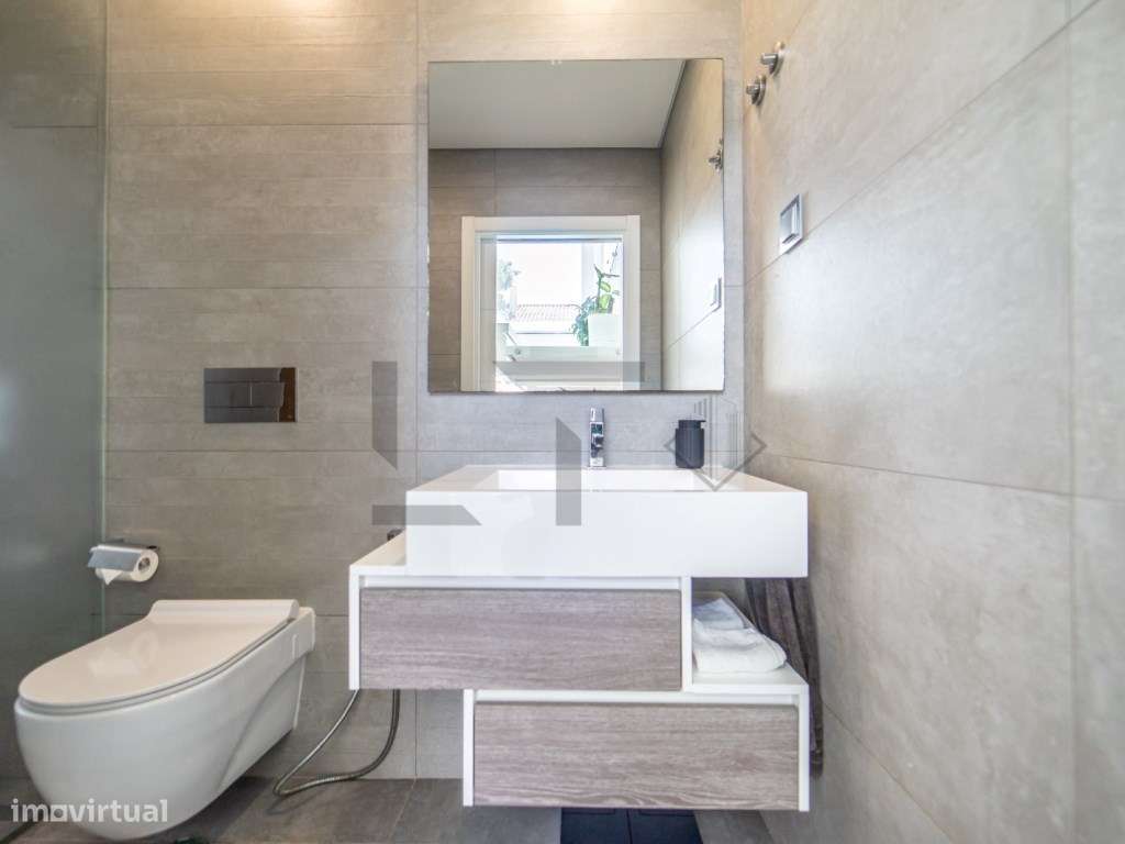 Moradia T4 Smart Home com Piscina, para Venda na Aroeira, Charneca ...-40