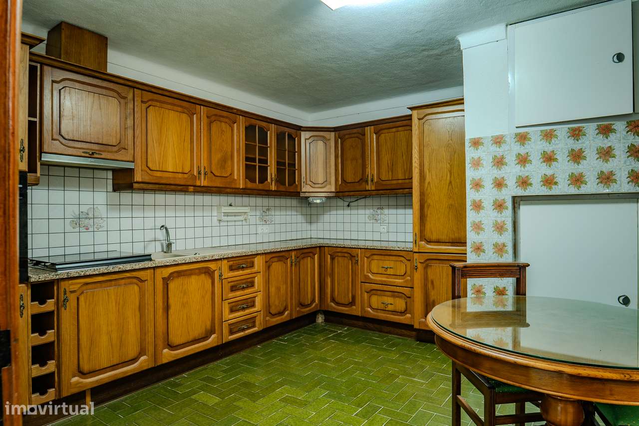 Moradia com Quintal e Garagem à Venda em Viana do Alentejo-20