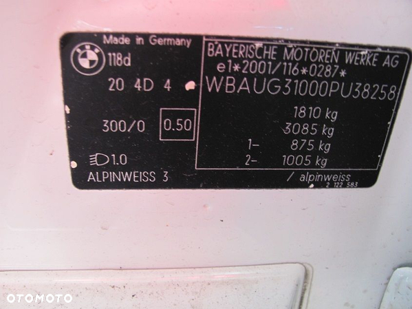 BMW 116i E87 2006 drzwi tył P alpinweiss 3 - 2
