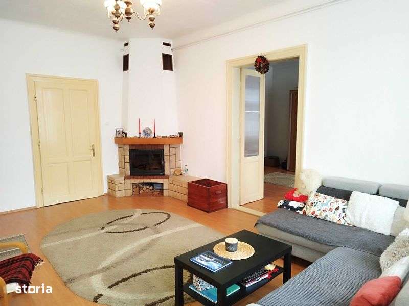 Casa de vanzare in cartier Gruia - Imagine principală: 4/8